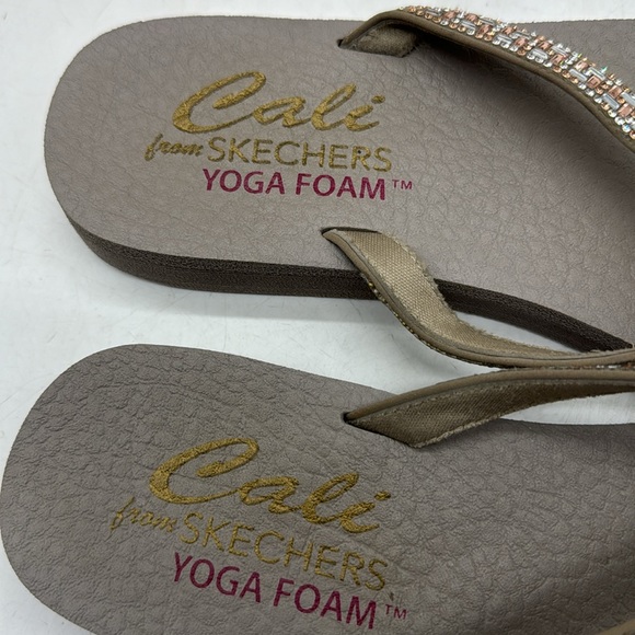 Skechers Tan Sandals with Silver Accents - Picture 5 of 8